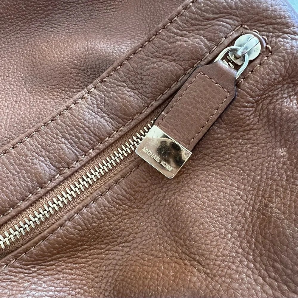 MICHAEL KORS | brown leather hobo